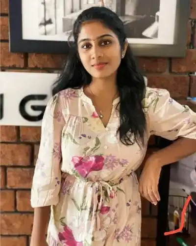 Call Girls Senapati Bapat Road